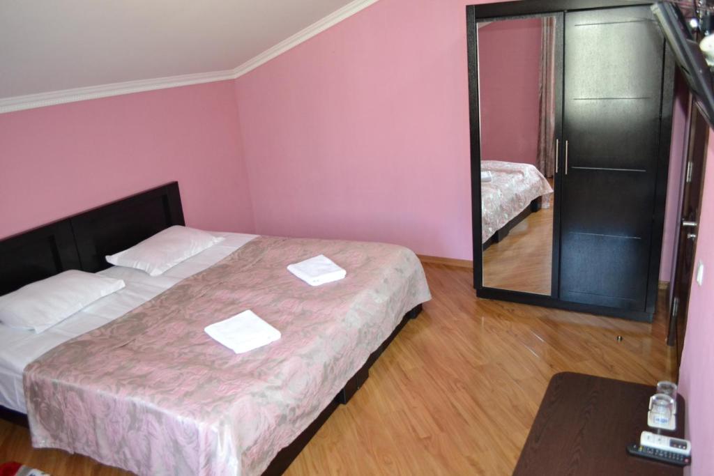 Hotel Isaka Tbilisi ห้อง รูปภาพ