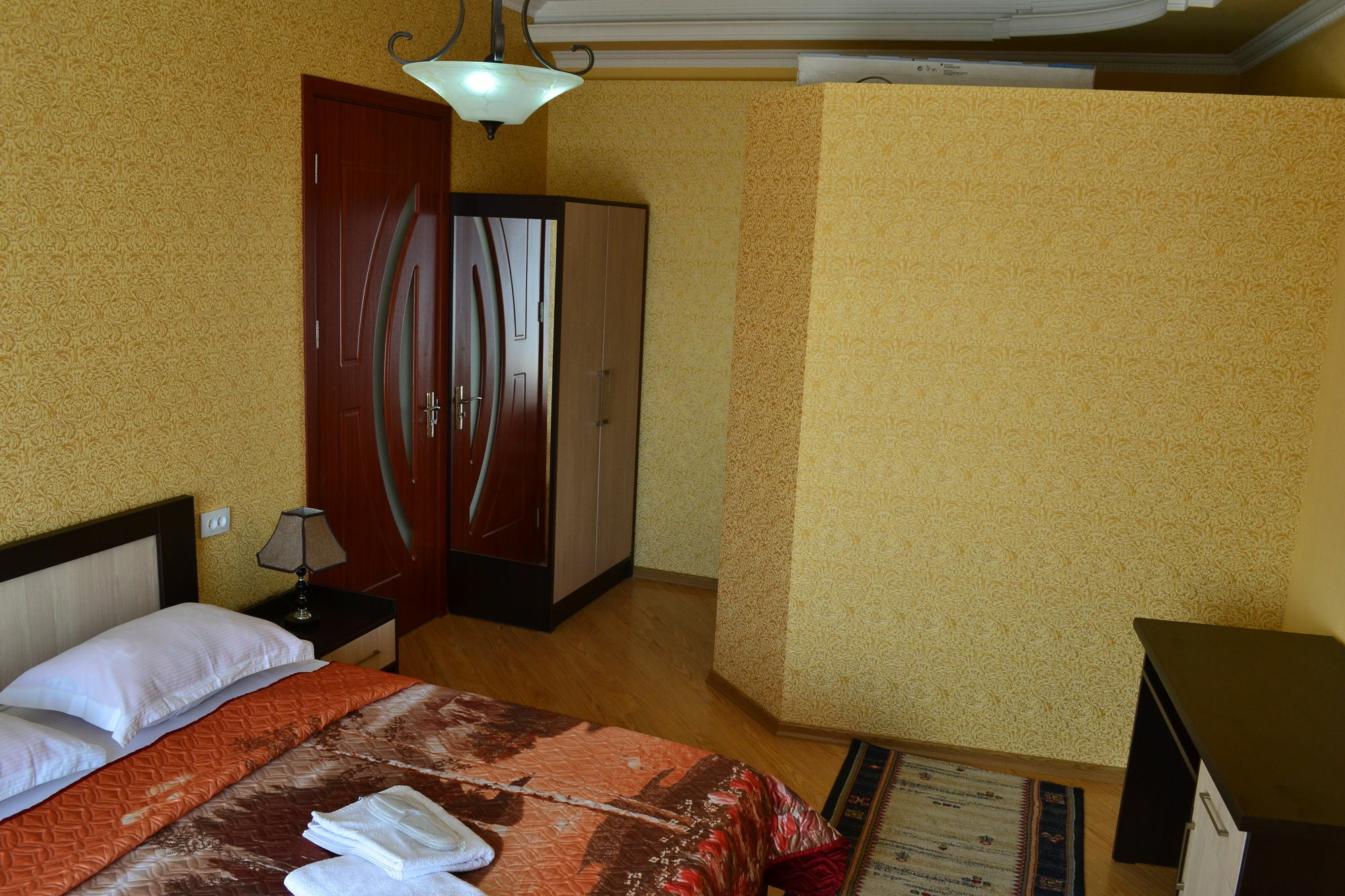 Hotel Isaka Tbilisi ภายนอก รูปภาพ