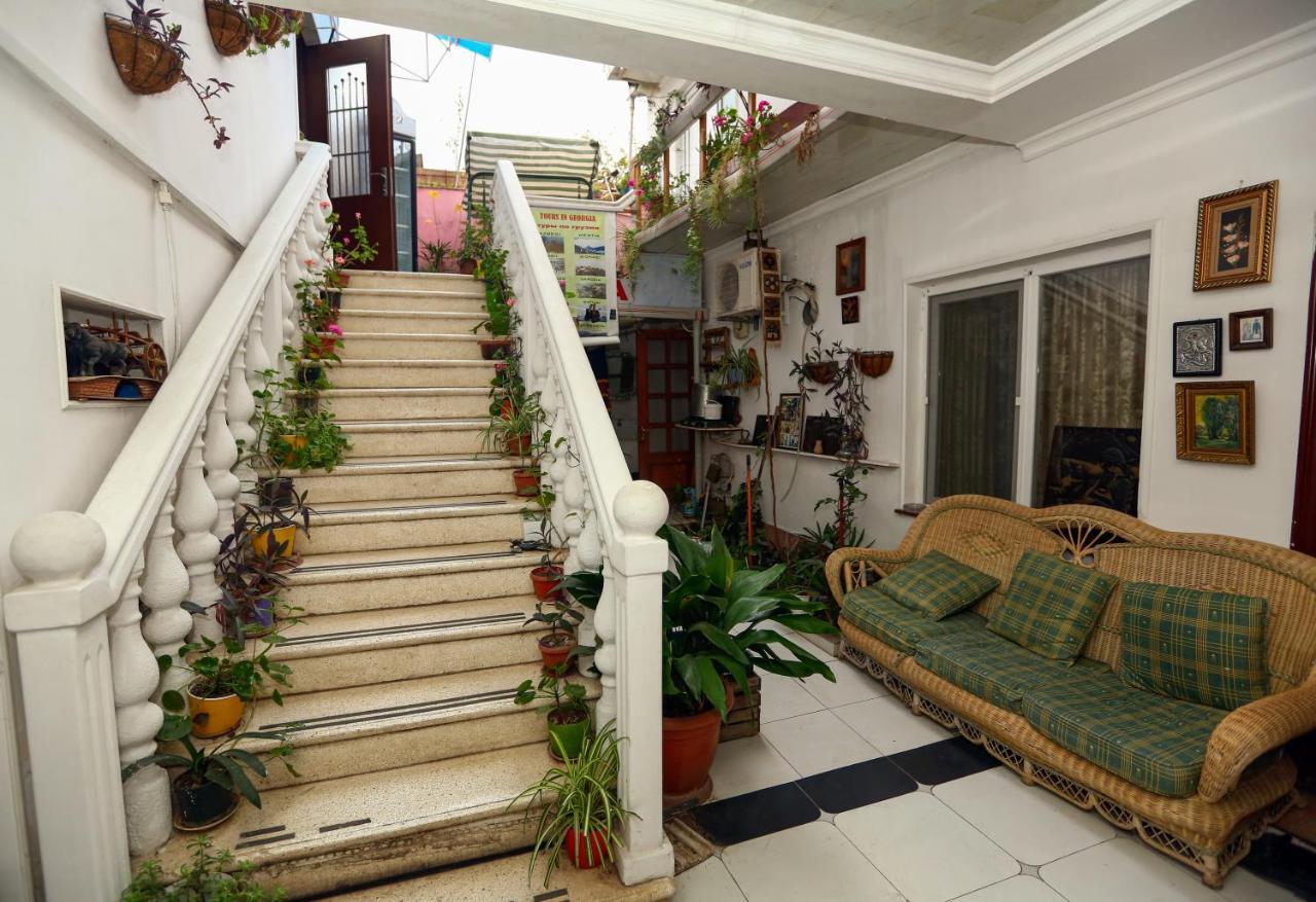 Hotel Isaka Tbilisi ภายนอก รูปภาพ