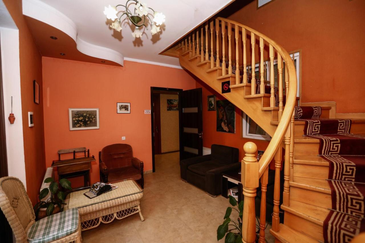 Hotel Isaka Tbilisi ภายนอก รูปภาพ