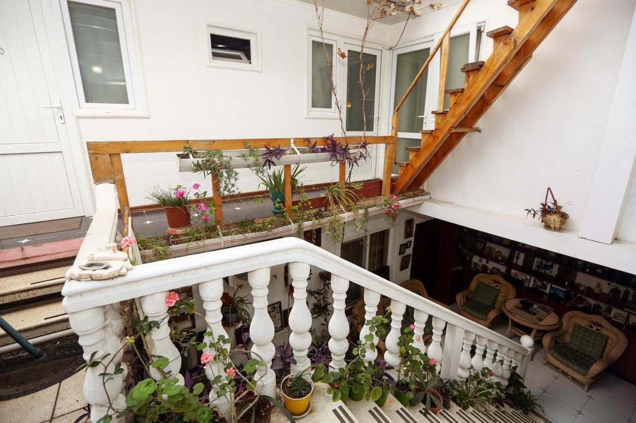 Hotel Isaka Tbilisi ภายนอก รูปภาพ