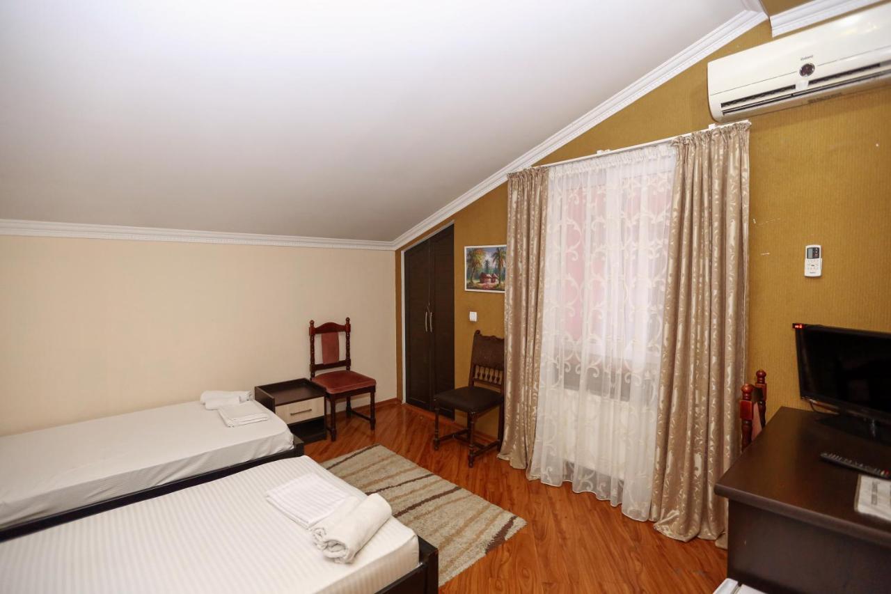 Hotel Isaka Tbilisi ภายนอก รูปภาพ