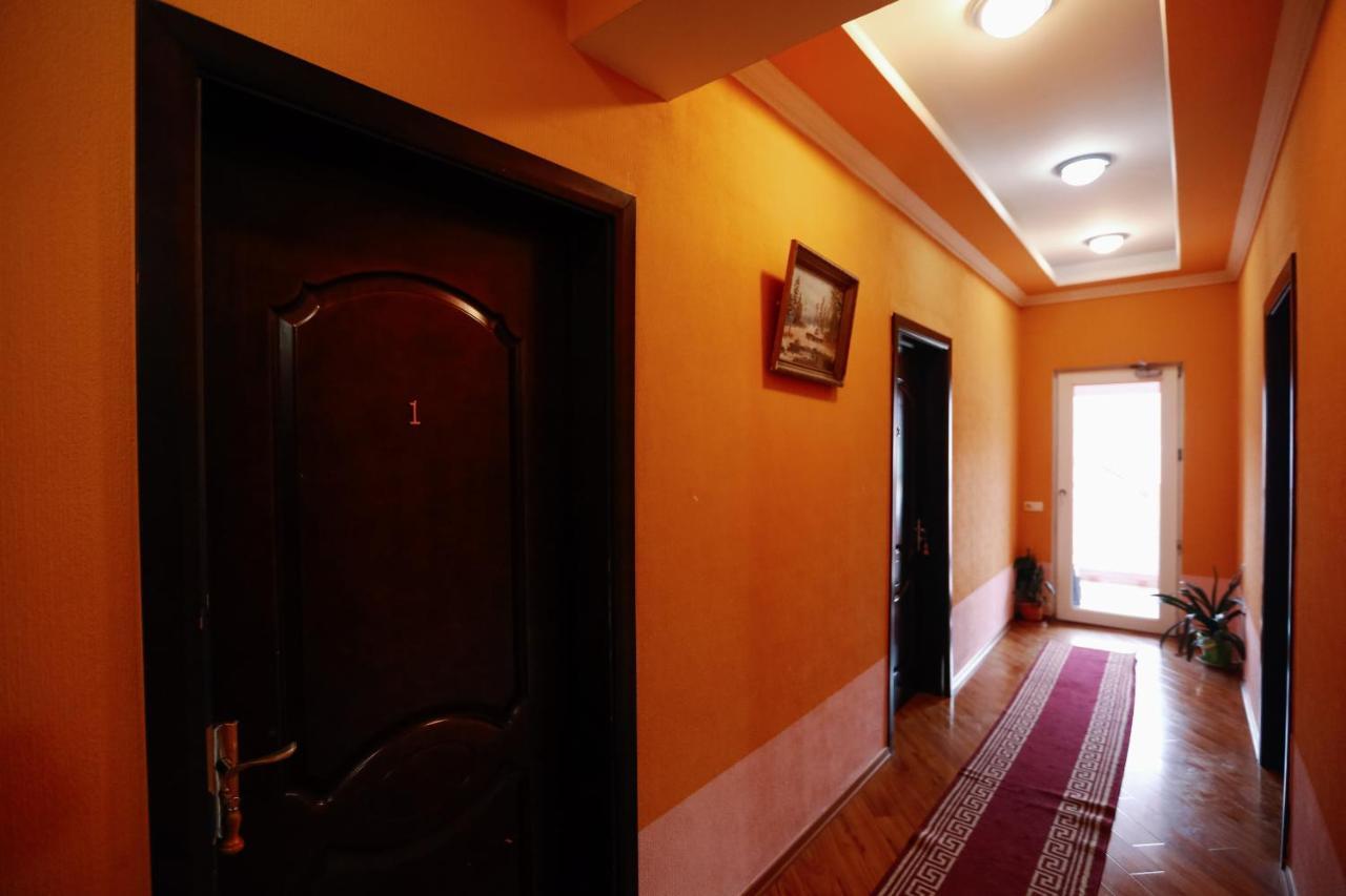Hotel Isaka Tbilisi ภายนอก รูปภาพ