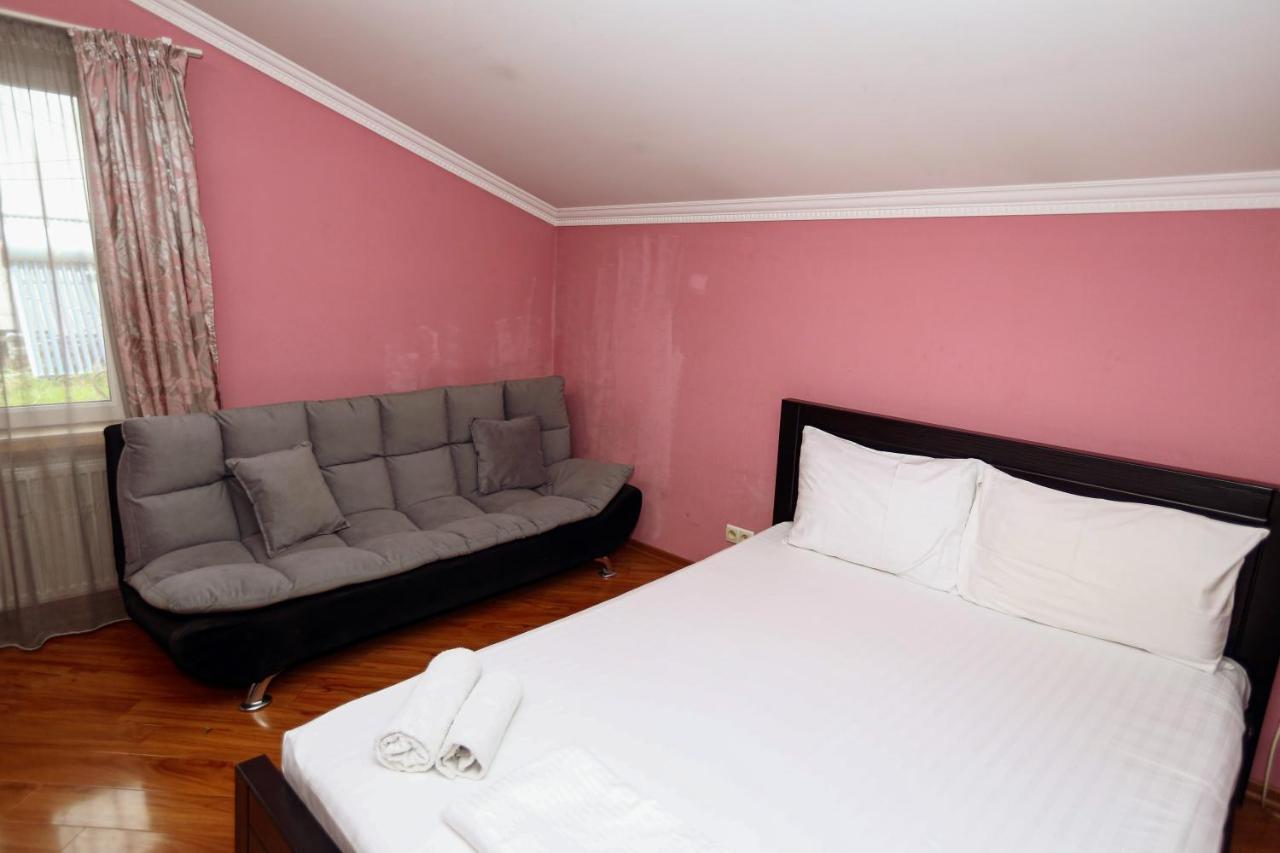 Hotel Isaka Tbilisi ภายนอก รูปภาพ